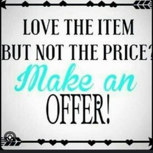 HELP ME CLEAN OUT MY CLOSET!!😊